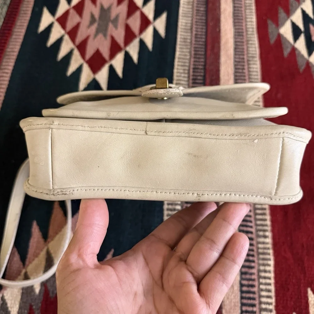Vintage 1980s Coach Station Bag Satchel In Bone Beige Shoulder Purse Made In USA